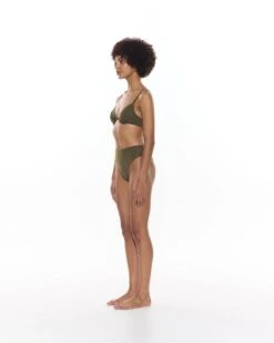 Alternative view of Mia Bottom | Army