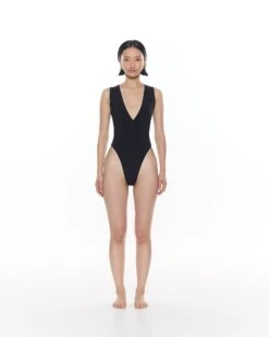 Luca One Piece | Black