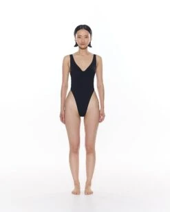 Mila One Piece | Black -Myraswim BLACK3106