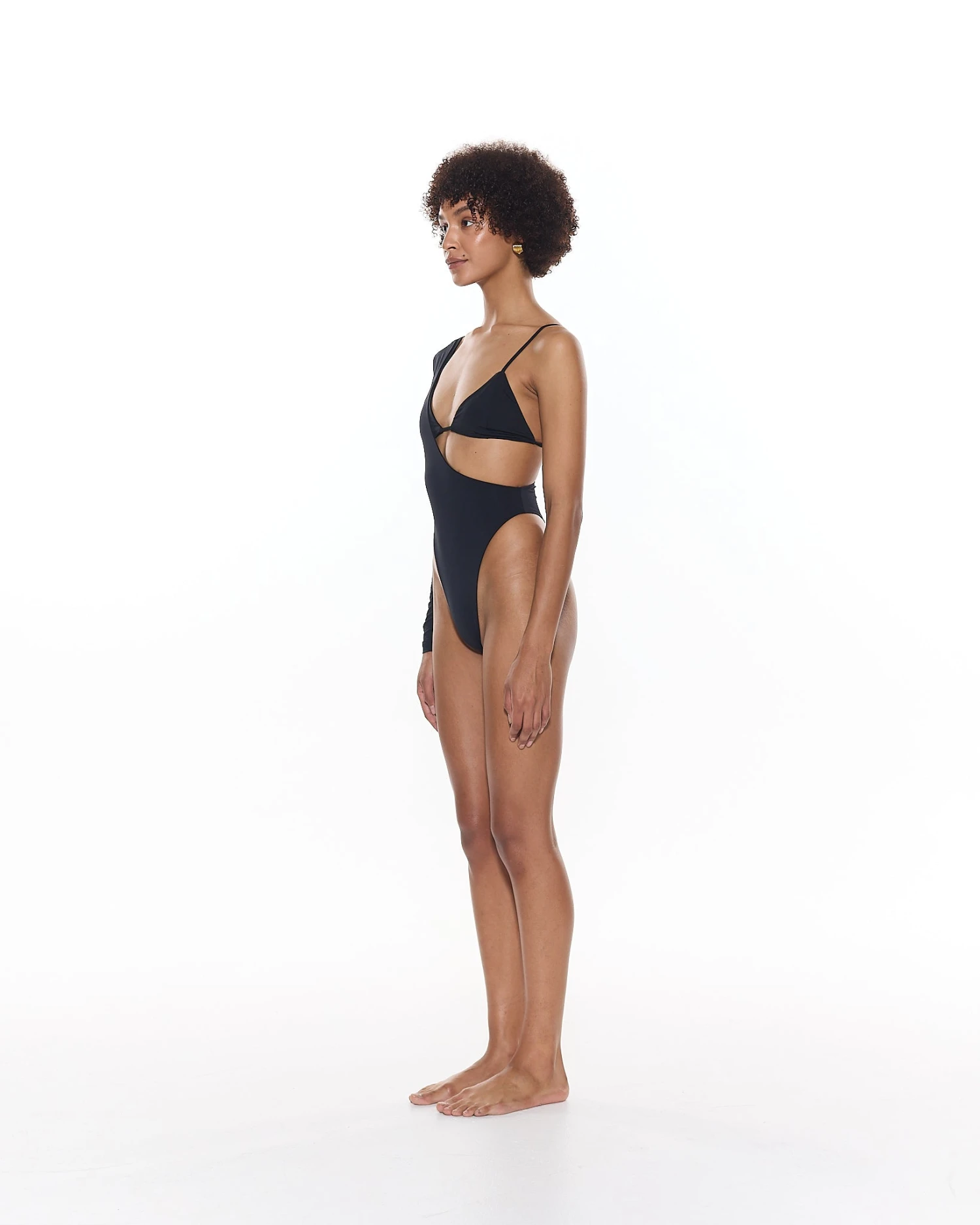 Peyton One Piece | Black 2 Peyton One Piece | Black - Image 2