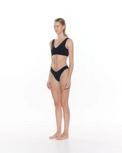 Alternative view of Boa Top | Black