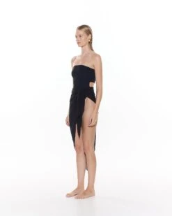 Alternative view of Johni Sarong | Black