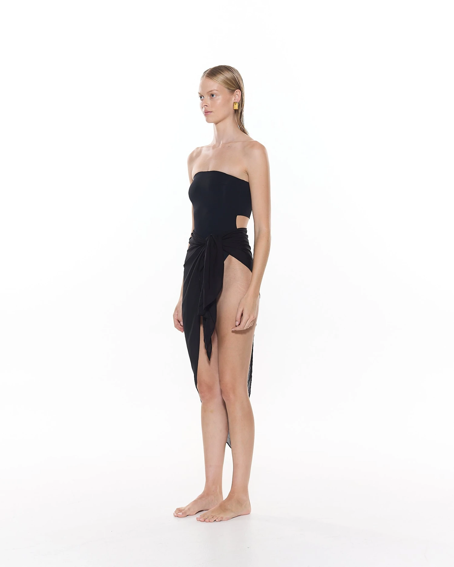 Johni Sarong | Black 2 Johni Sarong | Black - Image 2