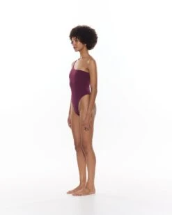 Alternative view of Rhoads One Piece | Cairo