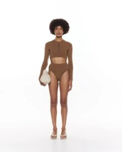 Hugo Bottom | Cedar 8 Hugo Bottom | Cedar -Myraswim CEDAR3876