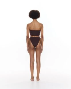 Stevie Bottom | Chocolate