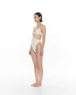 Alternative view of Peyton One Piece | Ivory