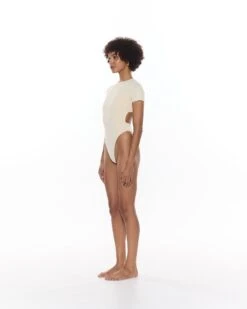 Alternative view of Atlas One Piece | Ivory