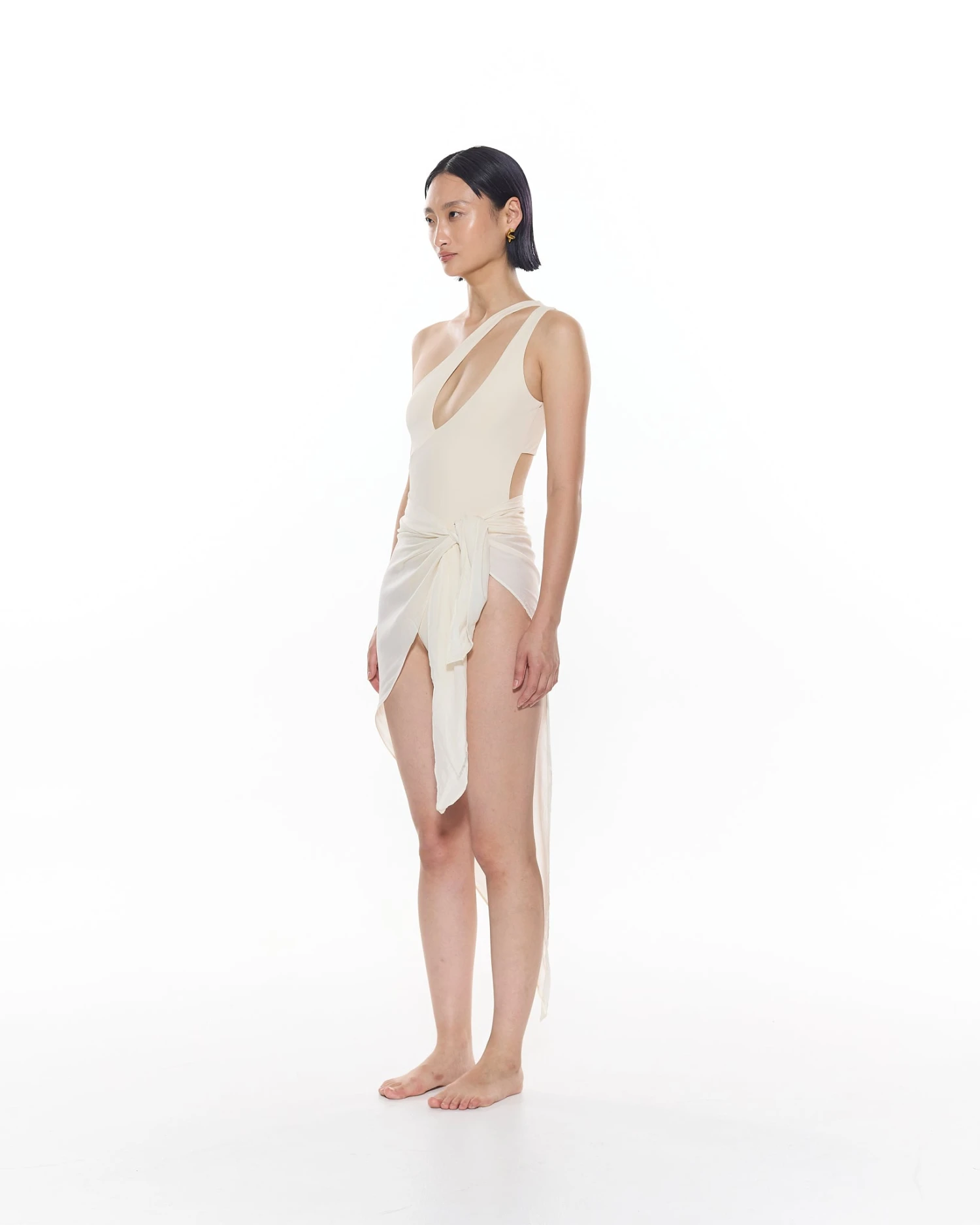 Johni Sarong | Ivory 2 Johni Sarong | Ivory - Image 2