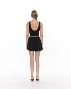 Alternative view of Maui Tank | Black