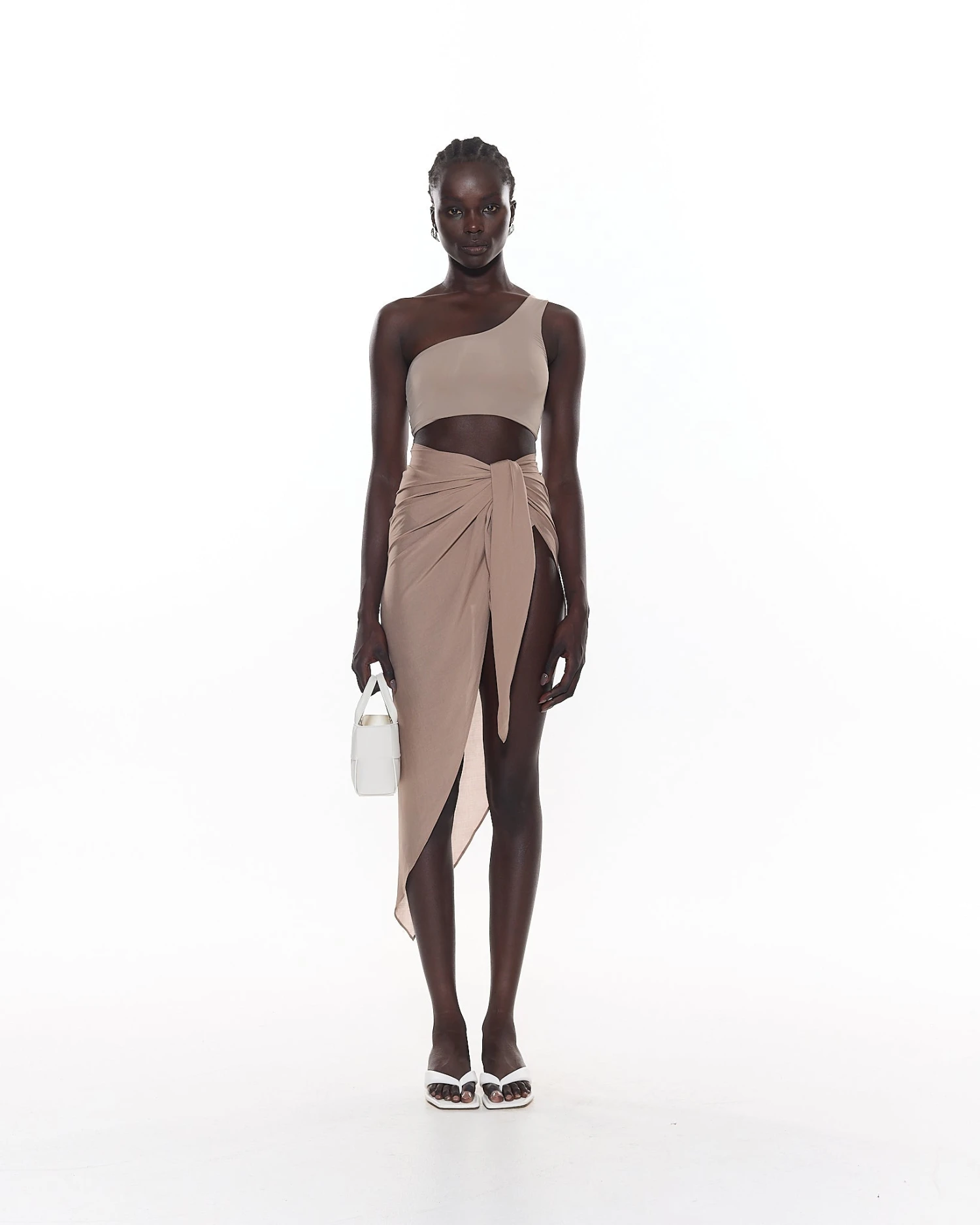 Johni Sarong | Fawn 1 Johni Sarong | Fawn