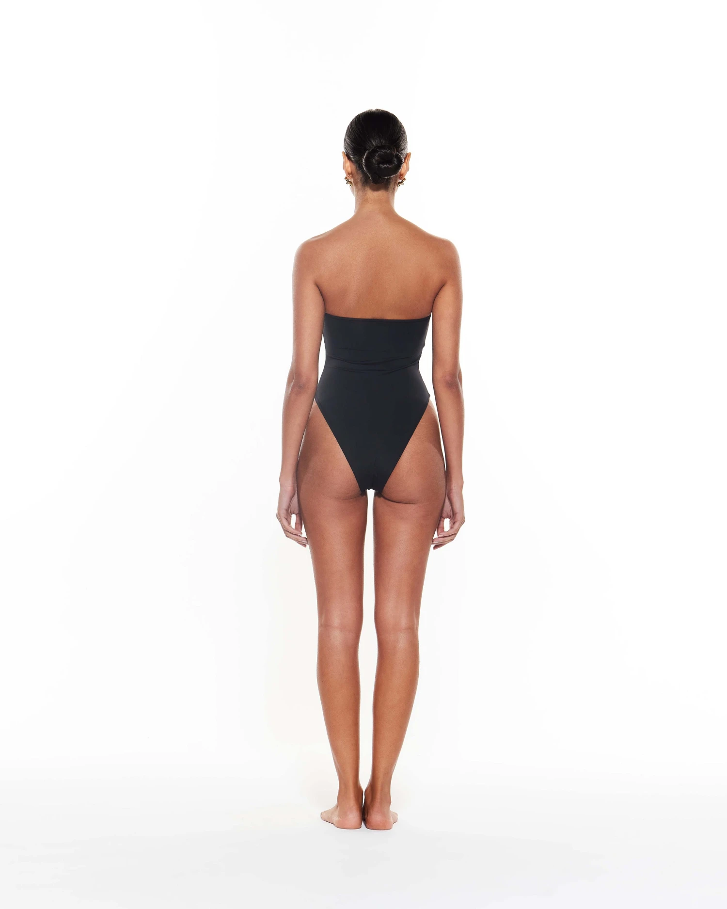 Otis One Piece | Black 3 Otis One Piece | Black - Image 3
