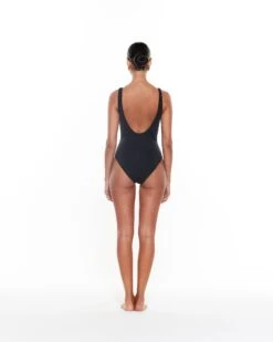 Quinn One Piece | Black 9 Quinn One Piece | Black -Myraswim MYRABLACK.0211147