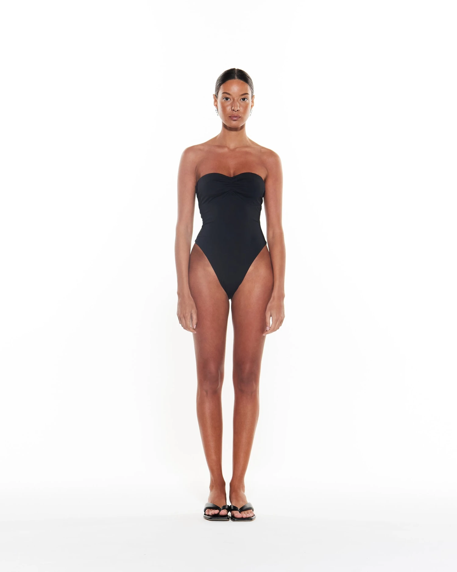 Kelly One Piece | Black 1 Kelly One Piece | Black
