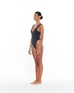 Alternative view of Amal One Piece | Black