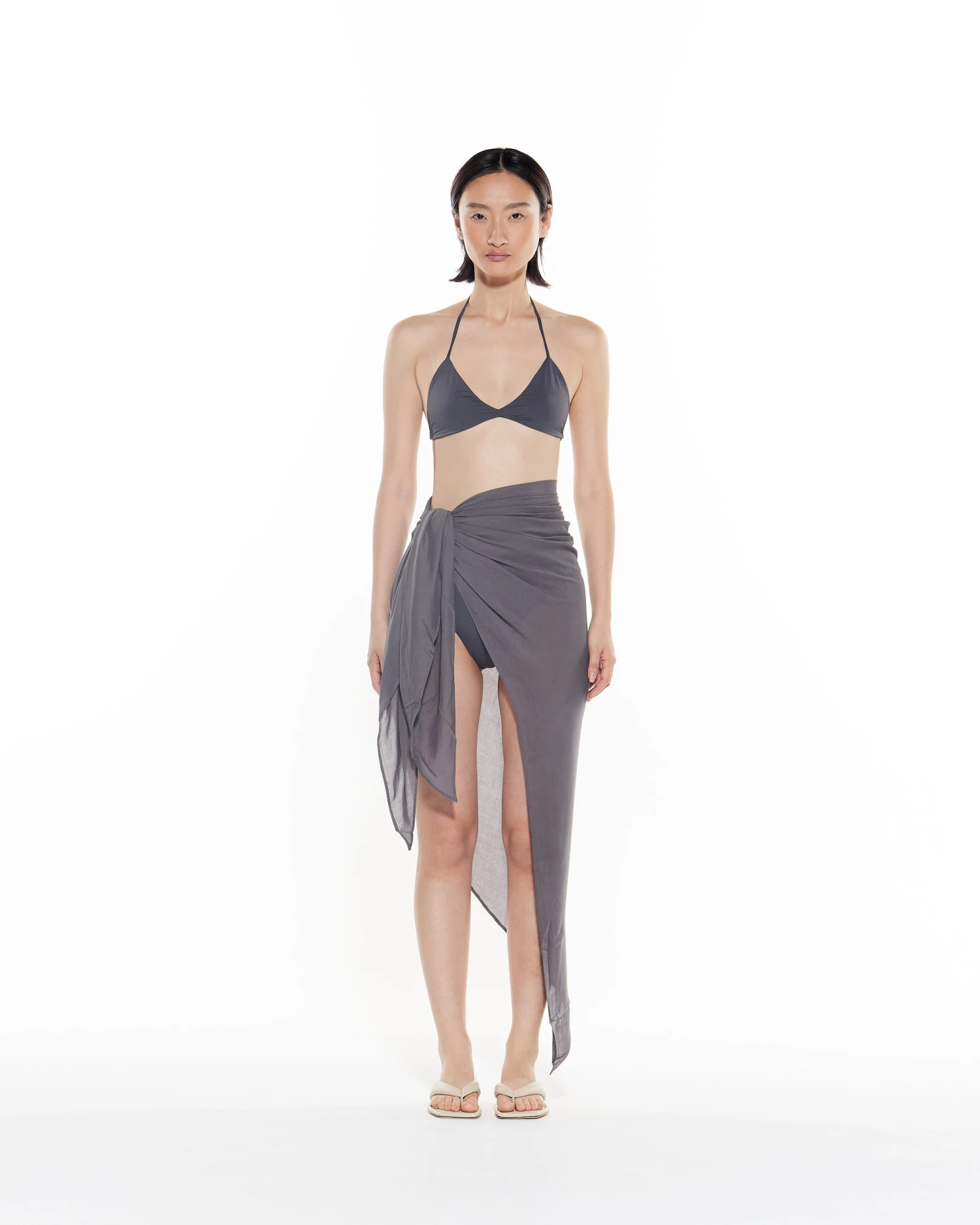 Leon Sarong | Graphite 4 Leon Sarong | Graphite - Image 4