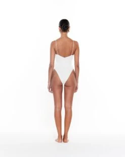 Yves One Piece | Vanilla 8 Yves One Piece | Vanilla -Myraswim MYRAIVORY.0211356 c280bb3d e1a1 42b6 a5be 3a250ac49fa3