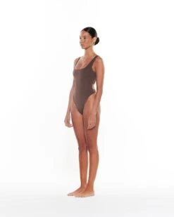 Alternative view of Giada One Piece | Oak
