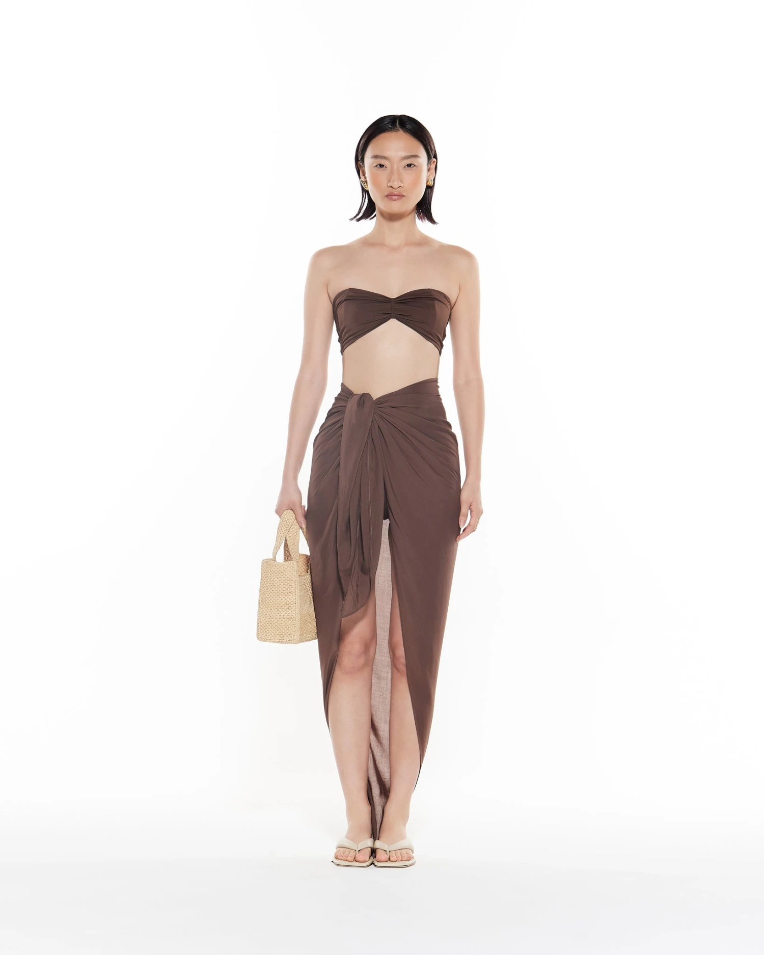 Leon Sarong | Oak 1 Leon Sarong | Oak