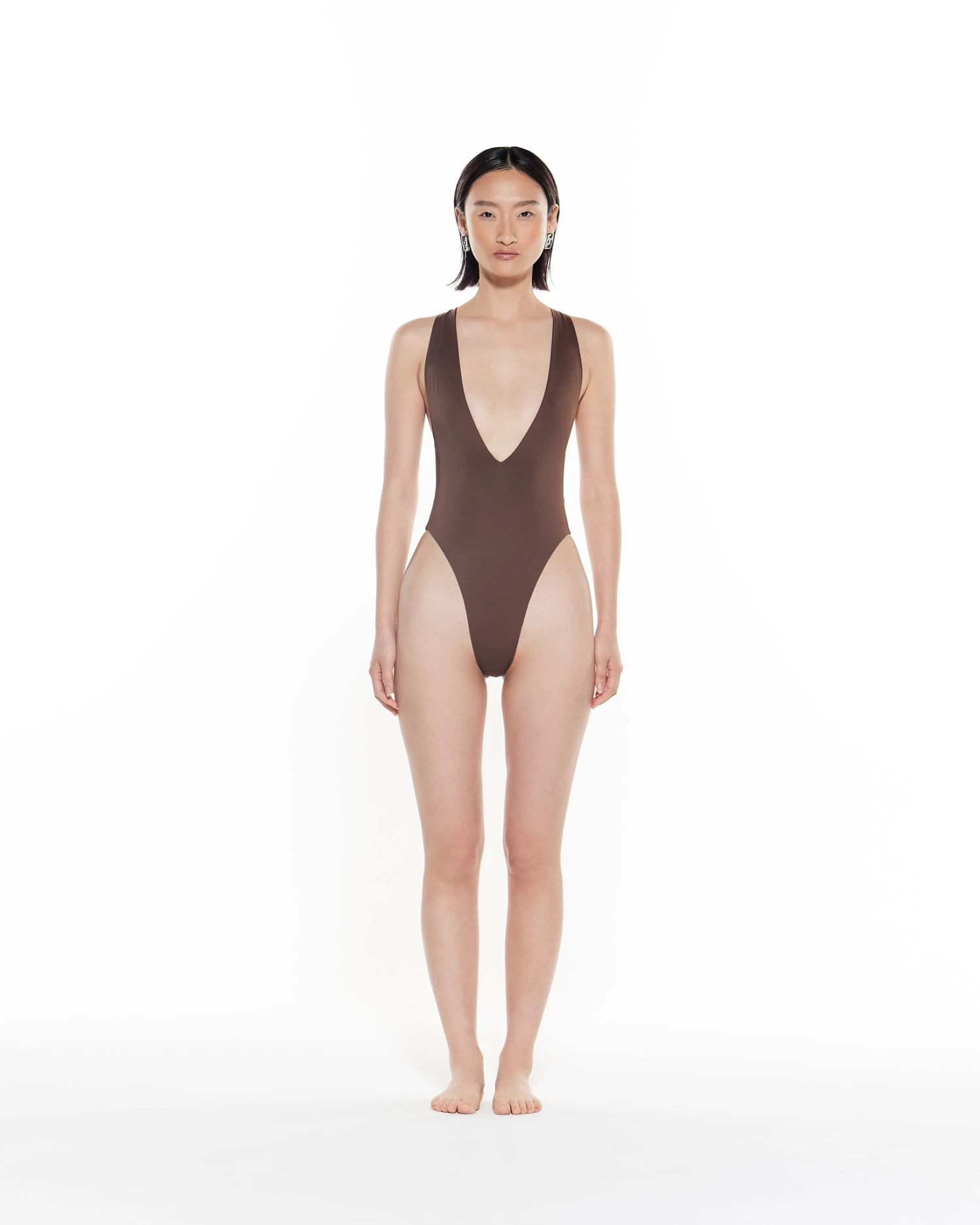 Hunter One Piece | Oak 4 Hunter One Piece | Oak - Image 4