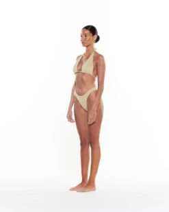 Alternative view of Cindy Bottom | Oyster