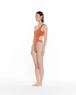 Alternative view of Borne One Piece | Sedona