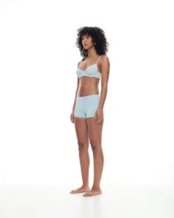Alternative view of Deus Bottom | Bleu