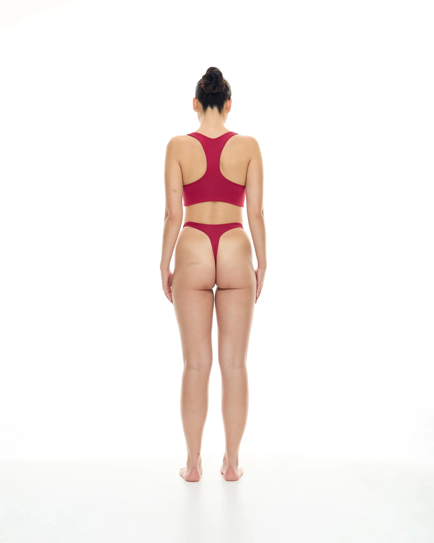 Yris Bottom | Pinot 1 Yris Bottom | Pinot