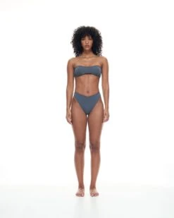 Blaze Top | Graphite 9 Blaze Top | Graphite -Myraswim PW MYRASWIMFeb2025 0190