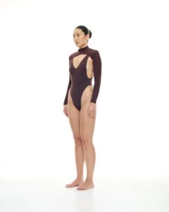 Alternative view of Brock Top | Chocolate