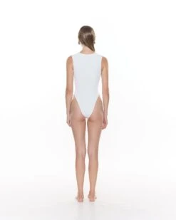 Luca One Piece | Vanilla 8 Luca One Piece | Vanilla -Myraswim VANILLA4582copy